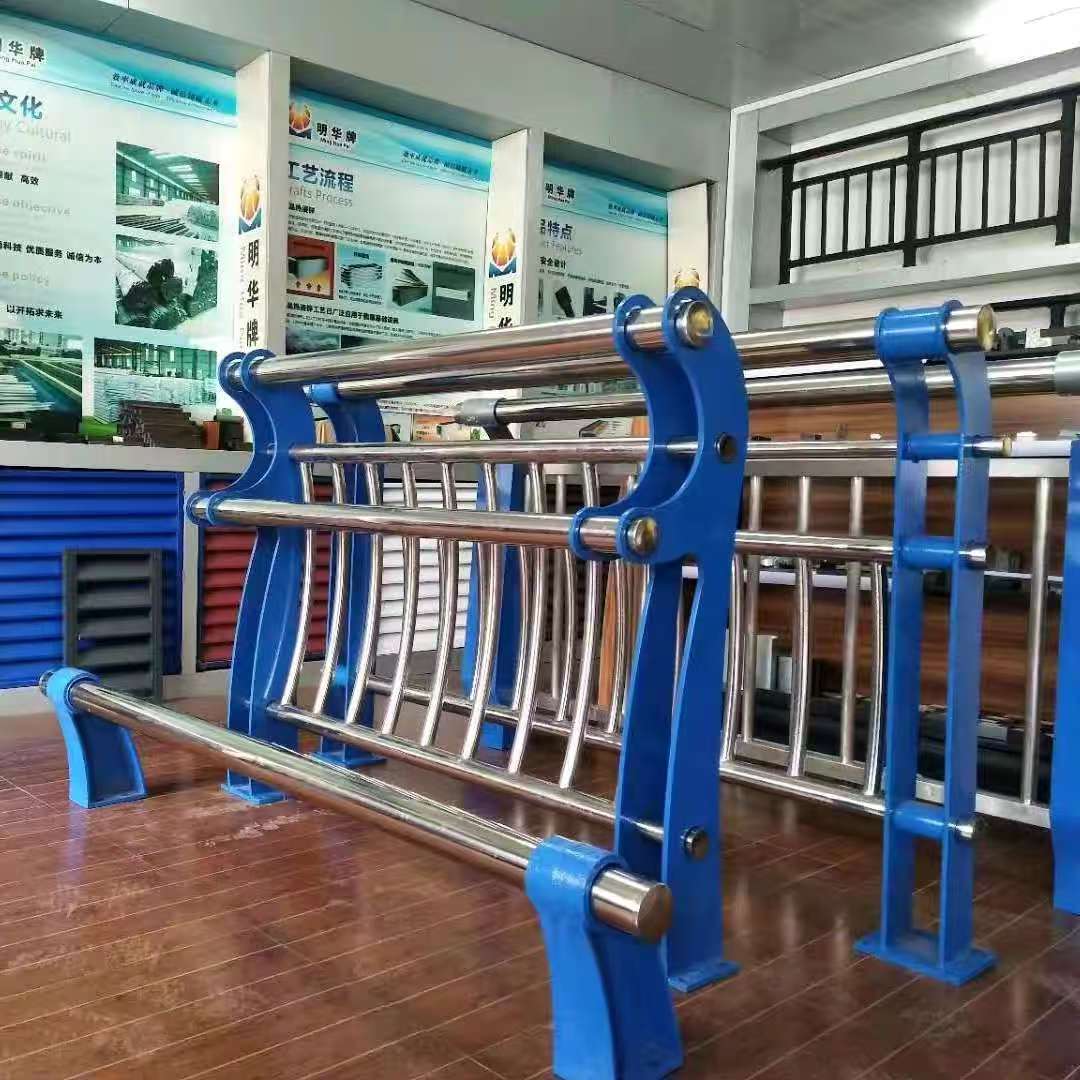 娄底市桥梁防撞护栏桥梁护栏 - 哪里好